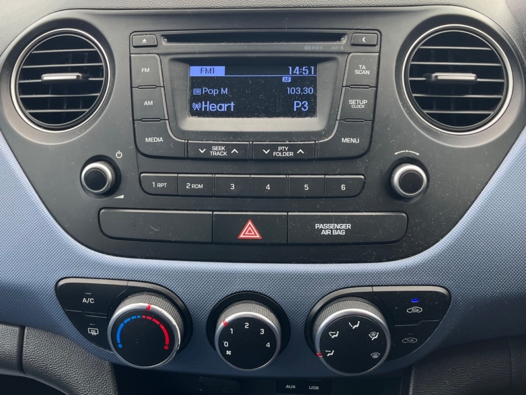 Used Hyundai i10 2015 for sale - 77482327: Photo 14