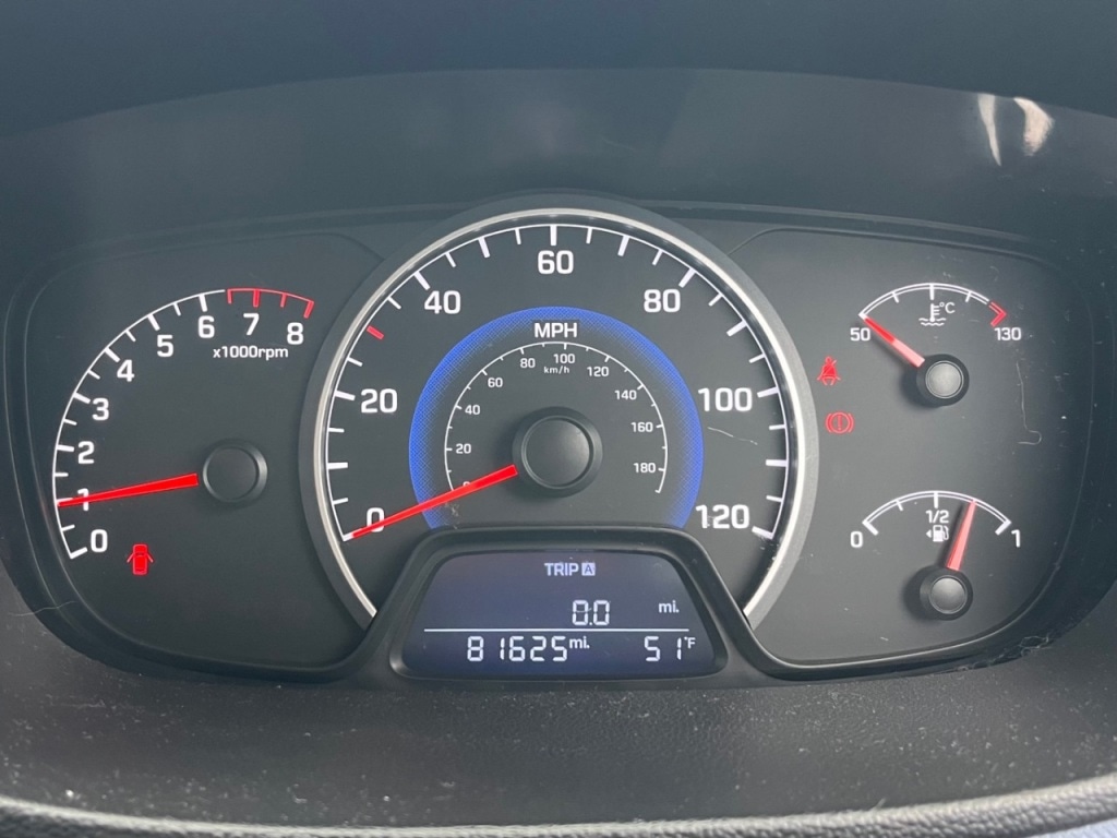 Used Hyundai i10 2015 for sale - 77482327: Photo 15