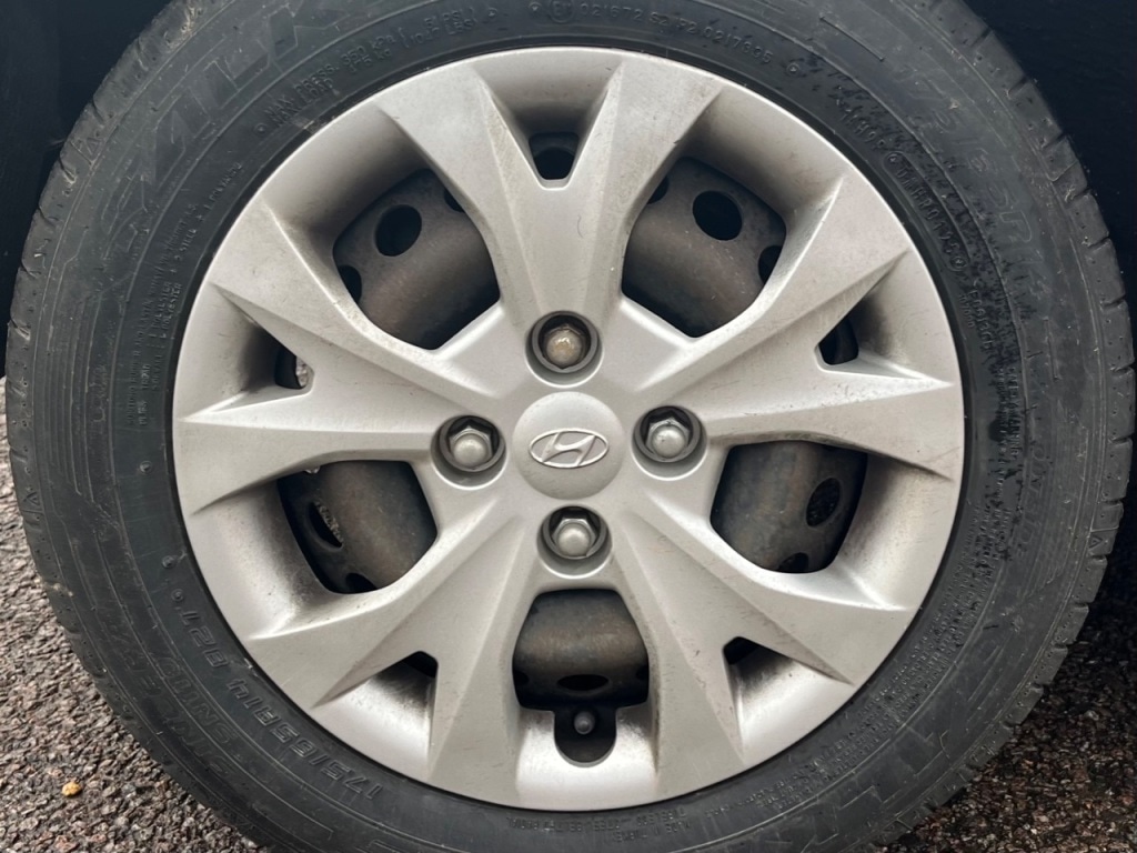 Used Hyundai i10 2015 for sale - 77482327: Photo 20