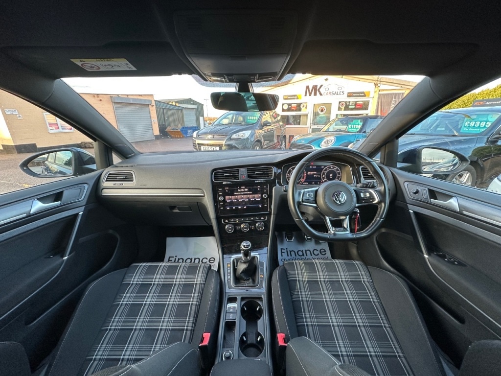 Used Volkswagen Golf 2017 for sale - 77241467: Photo 11
