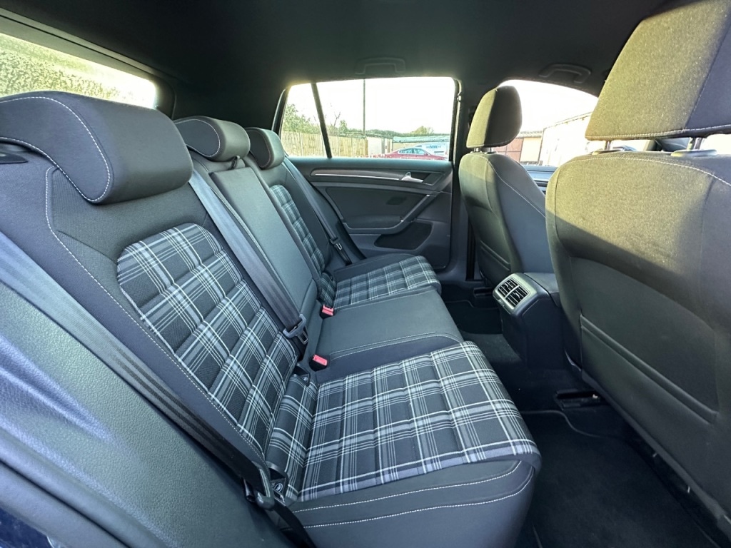 Used Volkswagen Golf 2017 for sale - 77241467: Photo 12