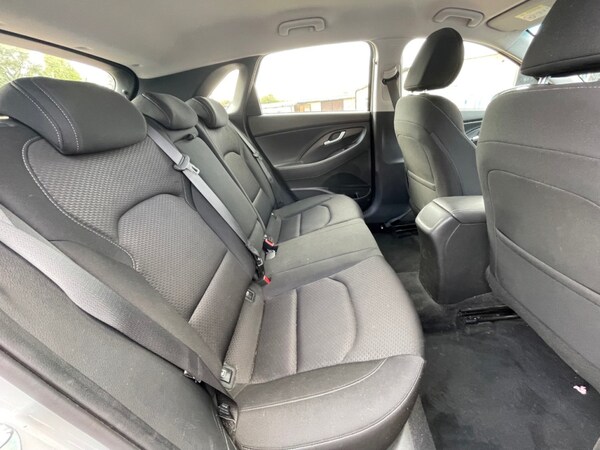 Used Hyundai i30 2018 for sale - 76118299: Photo 13
