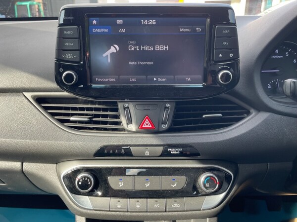 Used Hyundai i30 2018 for sale - 76118299: Photo 14