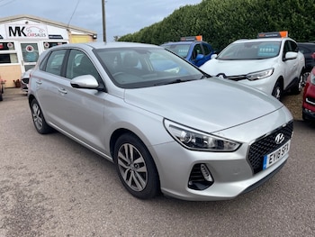 Used Hyundai i30 2018 for sale - 76118299: Photo 4