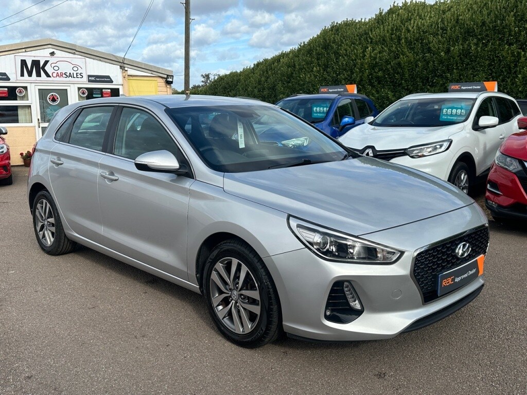 Used Hyundai i30 2018 for sale - 76118299: Photo 5