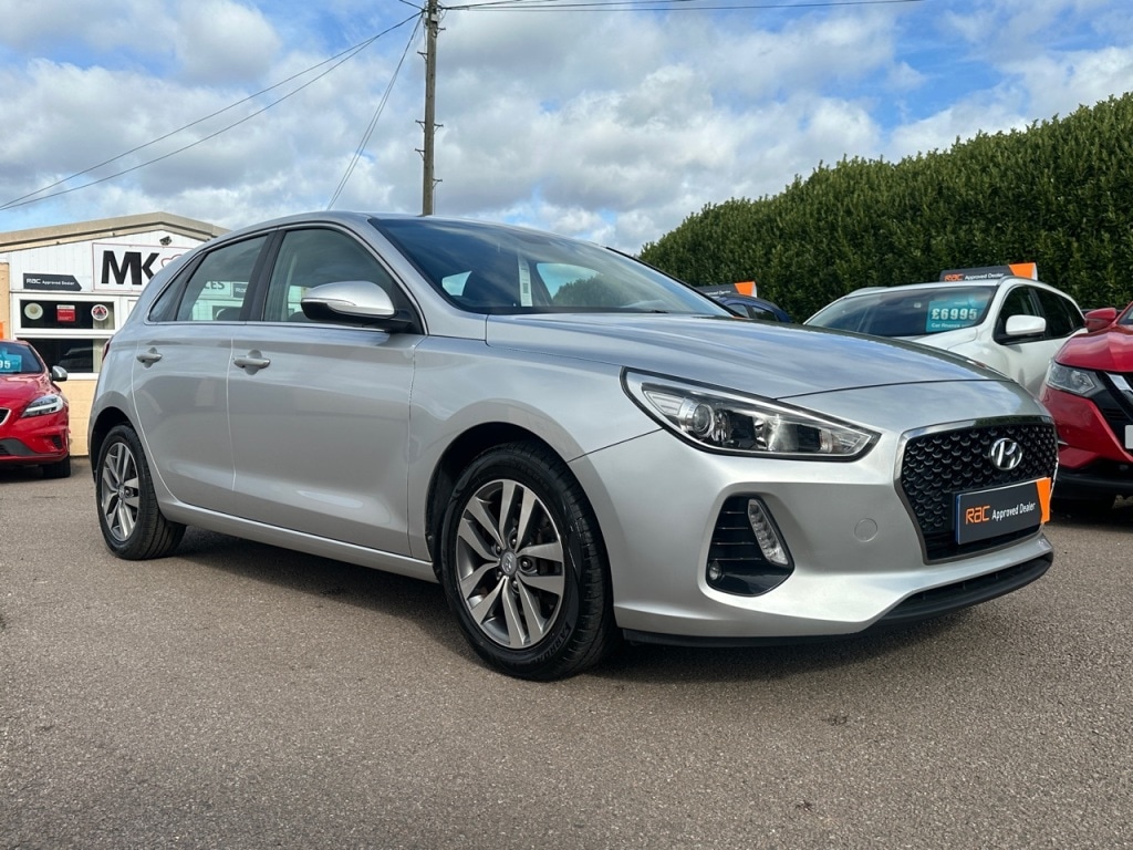 Used Hyundai i30 2018 for sale - 76118299: Photo 6