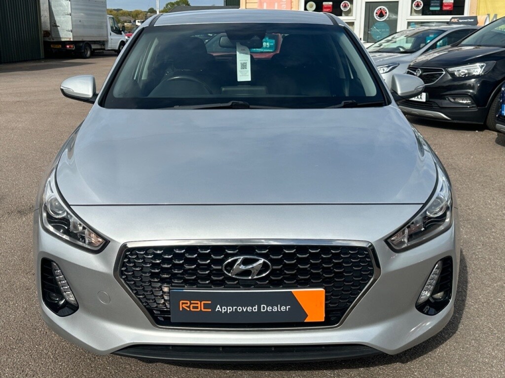 Used Hyundai i30 2018 for sale - 76118299: Photo 7