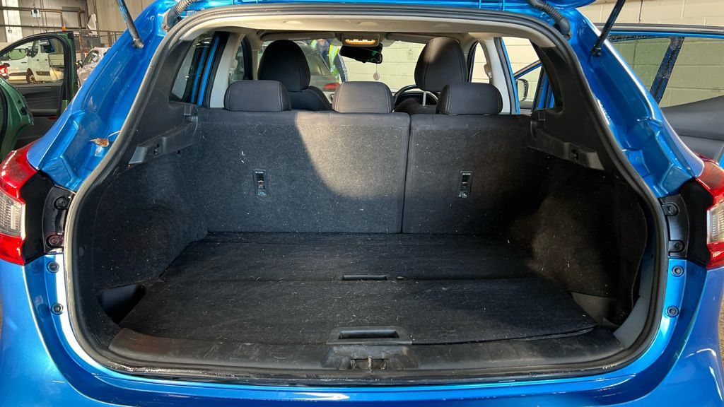 Used Nissan Qashqai 2017 for sale - 77211615: Photo 12