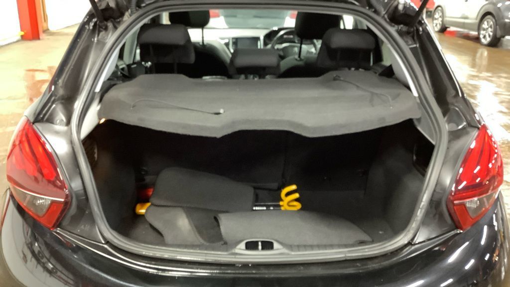 Used Peugeot 208 2018 for sale - 77226270: Photo 12