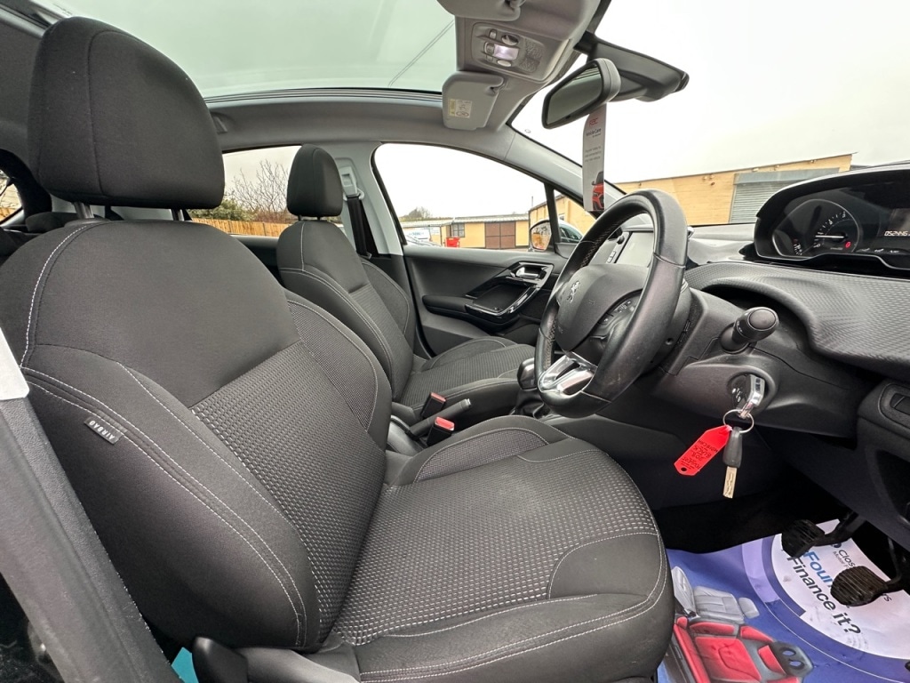 Used Peugeot 208 2018 for sale - 77226270: Photo 24