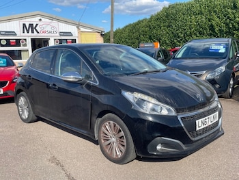 Used Peugeot 208 2017 for sale - 76035703: Photo
