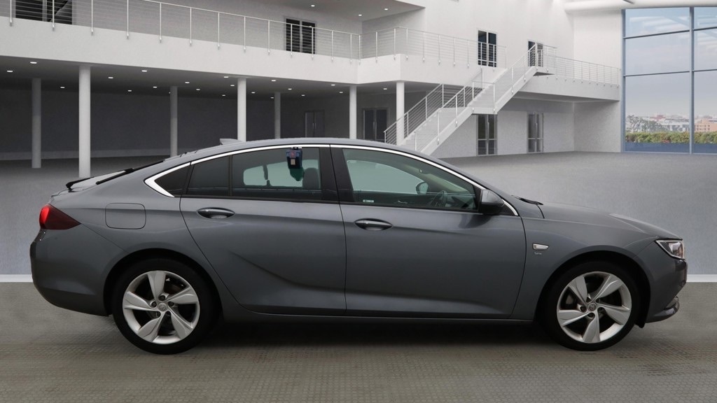 Used Vauxhall Insignia 2017 for sale - 76603784: Photo 3