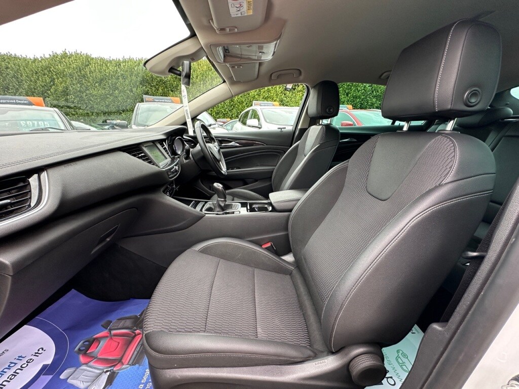 Used Vauxhall Insignia 2018 for sale - 76303205: Photo 16