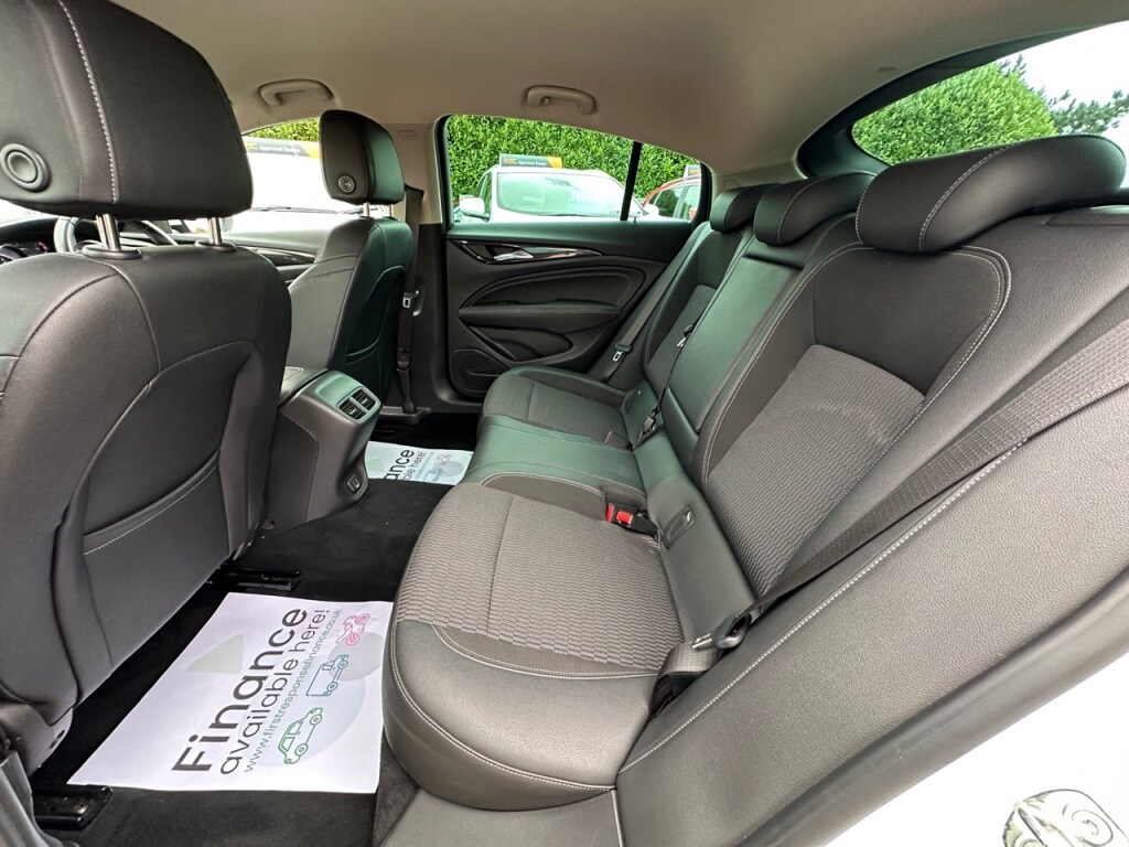 Used Vauxhall Insignia 2018 for sale - 76303205: Photo 18