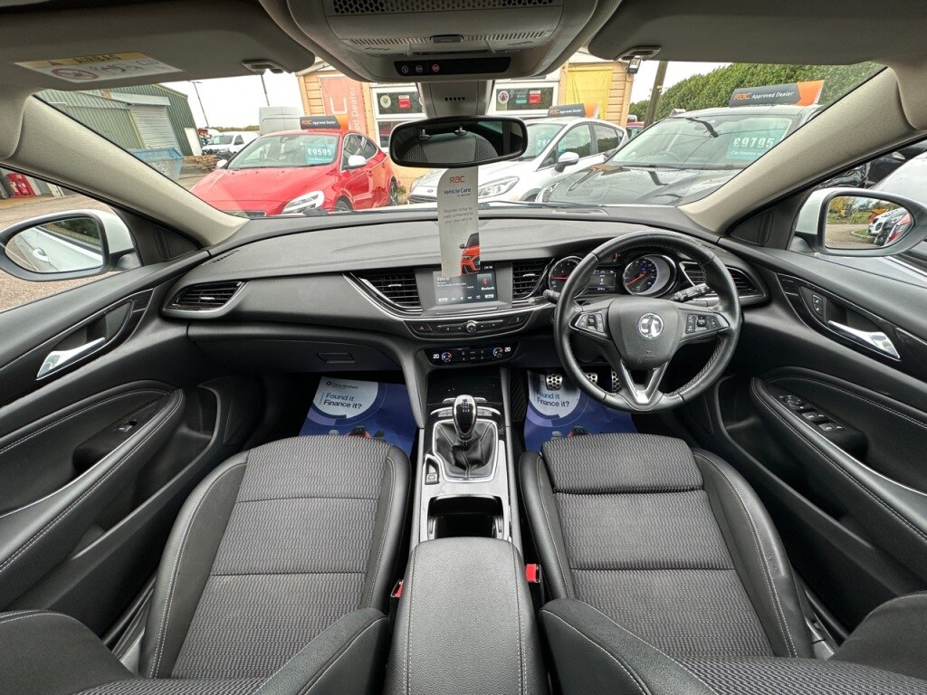 Used Vauxhall Insignia 2018 for sale - 76303205: Photo 20