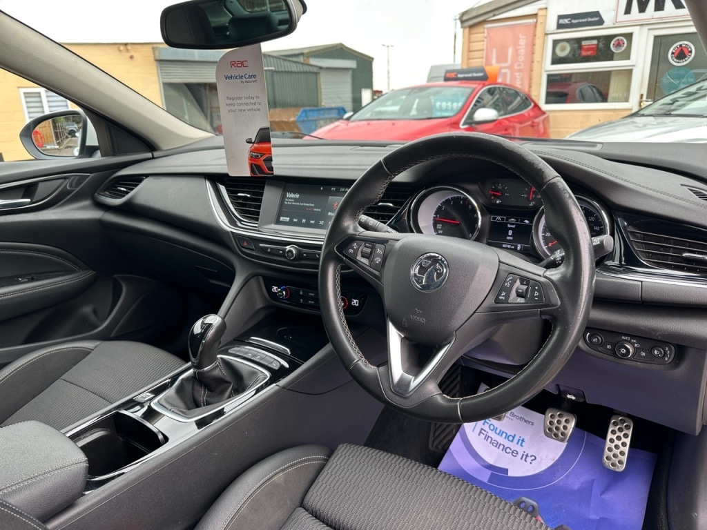 Used Vauxhall Insignia 2018 for sale - 76303205: Photo 25