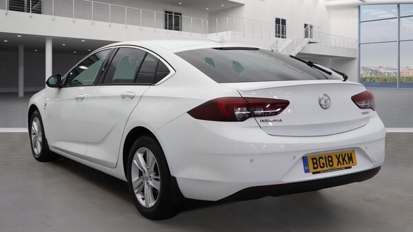 Used Vauxhall Insignia 2018 for sale - 76303205: Photo 7