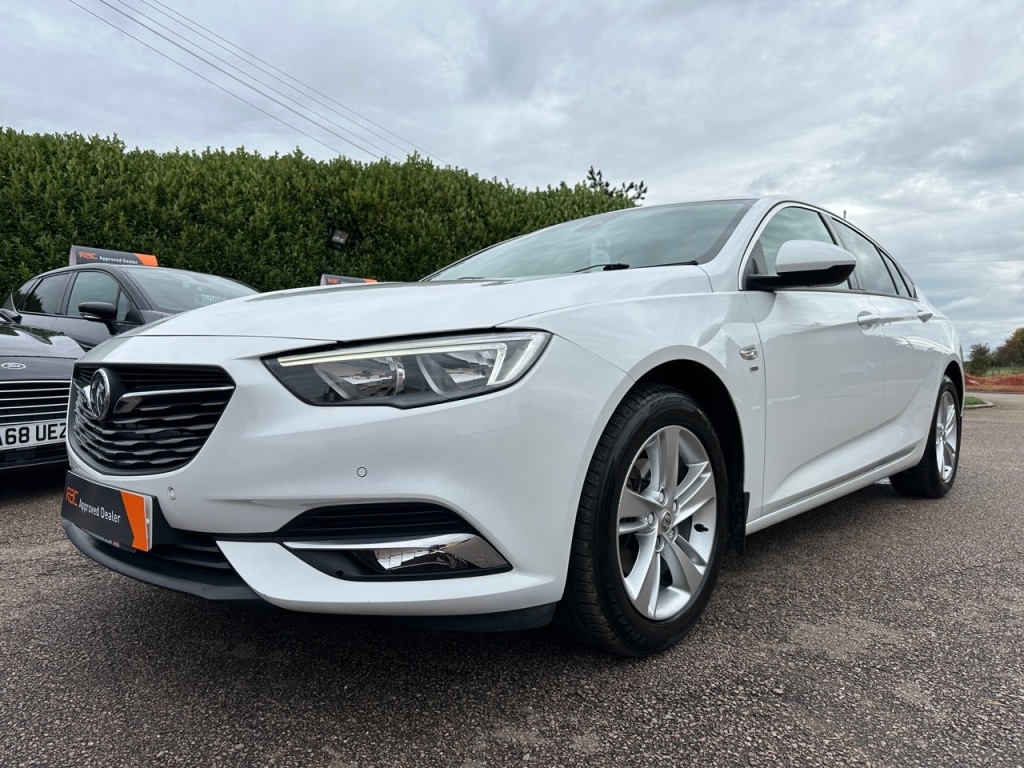 Used Vauxhall Insignia 2018 for sale - 76303205: Photo 9