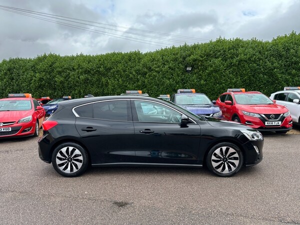 Used Ford Focus 2019 for sale - 75130443: Photo 3