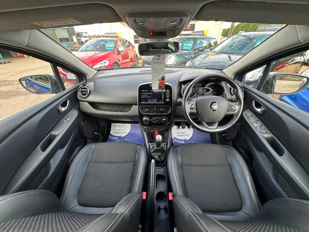 Used Renault Clio 2018 for sale - 76303180: Photo 18