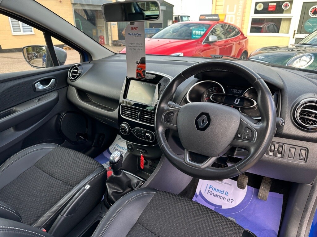 Used Renault Clio 2018 for sale - 76303180: Photo 21