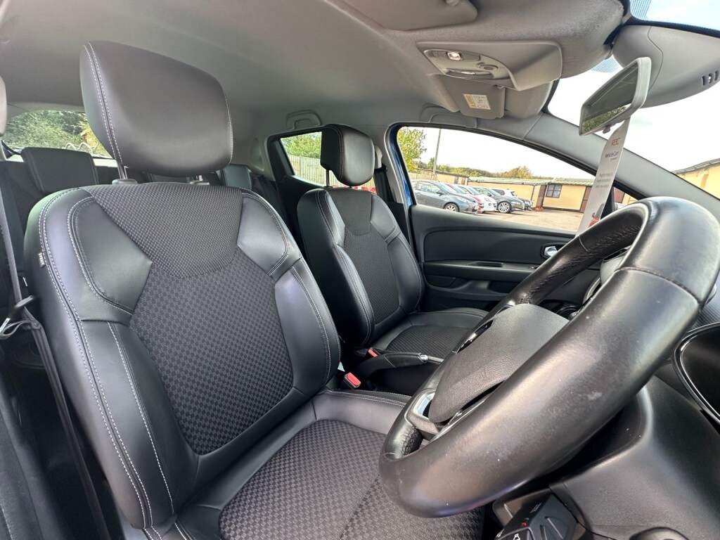 Used Renault Clio 2018 for sale - 76303180: Photo 24