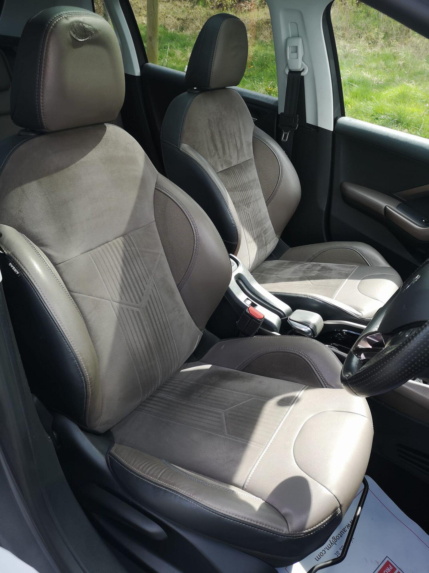 Used Peugeot 2008 2014 for sale - 76793770: Photo 11