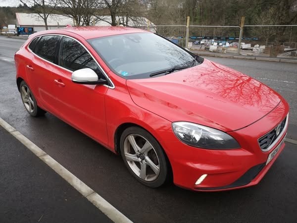 Used Volvo V40 2014 for sale - 73714855: Photo 1