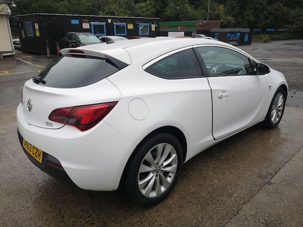 Used Vauxhall Astra GTC 2013 for sale - 75277854: Photo 3