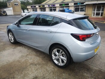Used Vauxhall Astra 2017 for sale - 75428658: Photo