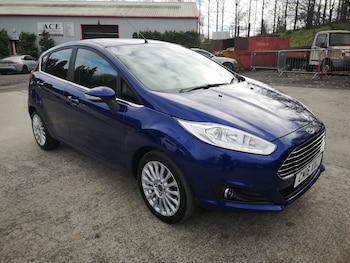 Used Ford Fiesta 2016 for sale - 76637434: Photo
