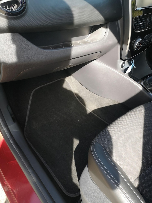 Used Renault Clio 2017 for sale - 74506438: Photo 11