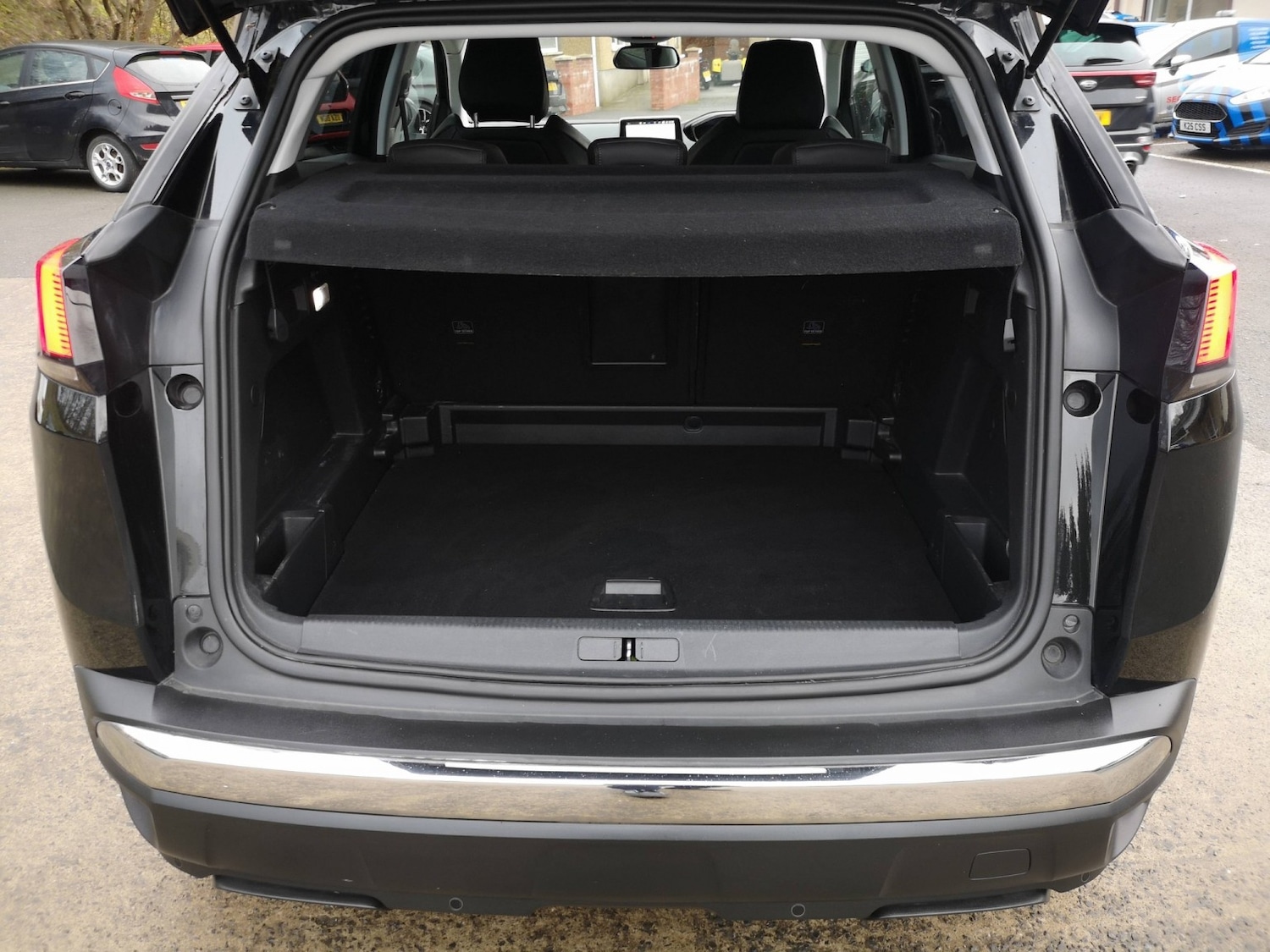 Used Peugeot 3008 2017 for sale - 77643793: Photo 17