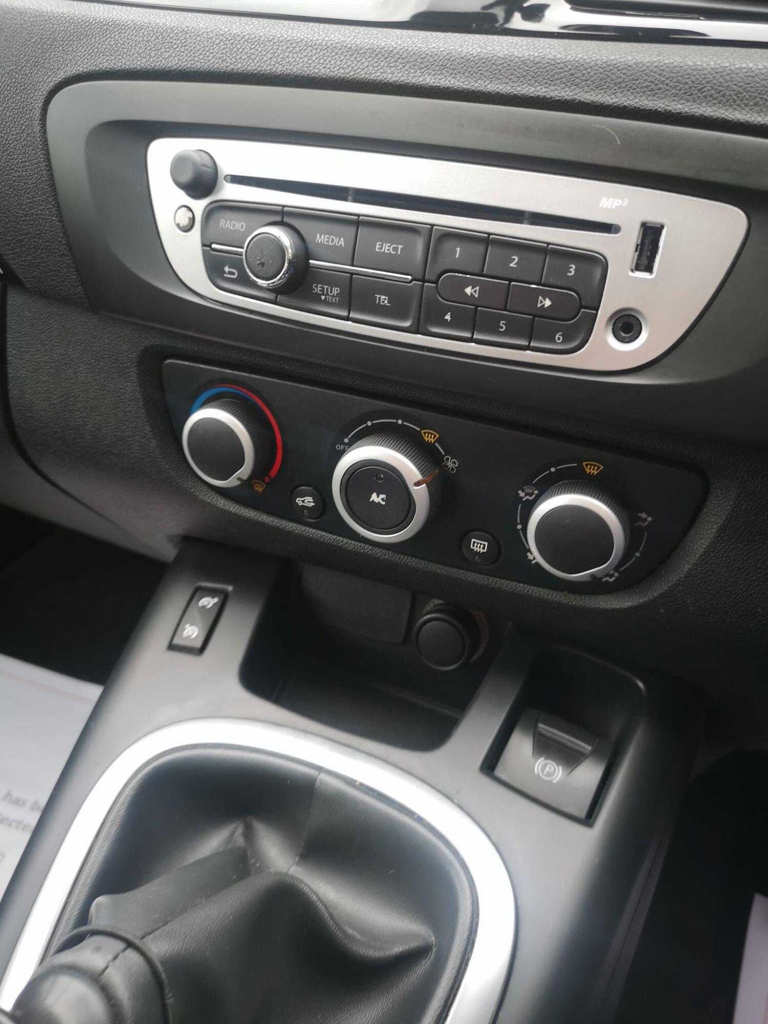 Used Renault Scenic 2012 for sale - 76769370: Photo 20