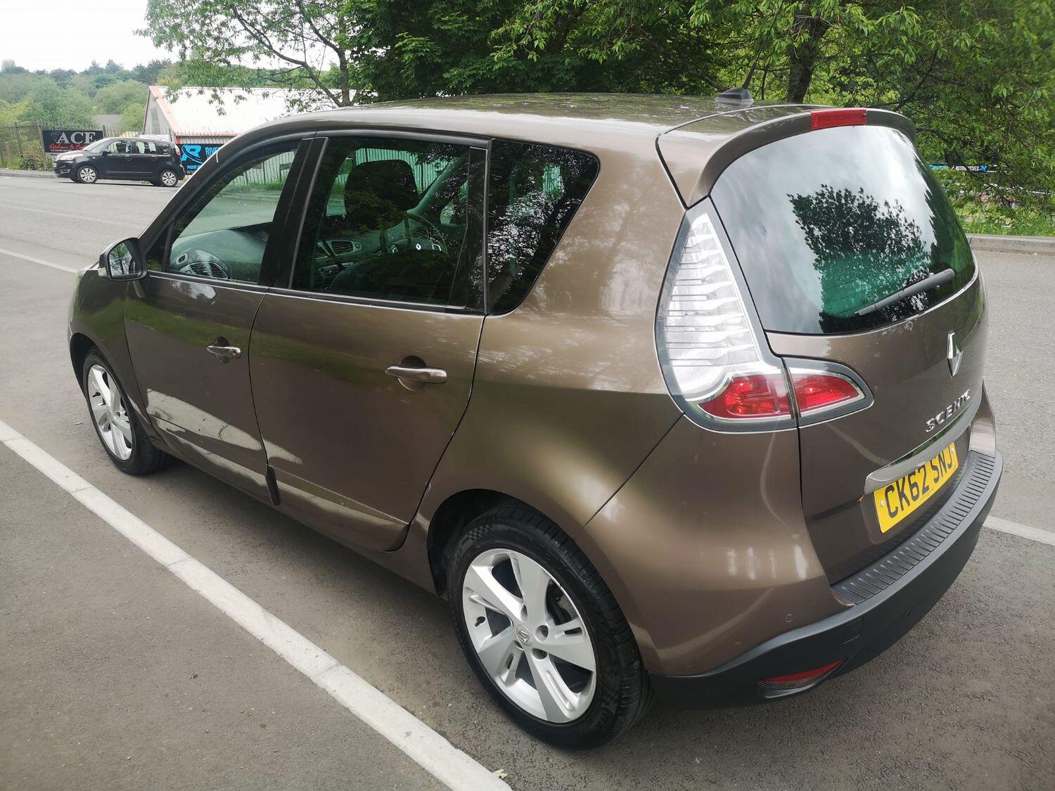 Used Renault Scenic 2012 for sale - 76769370: Photo 4