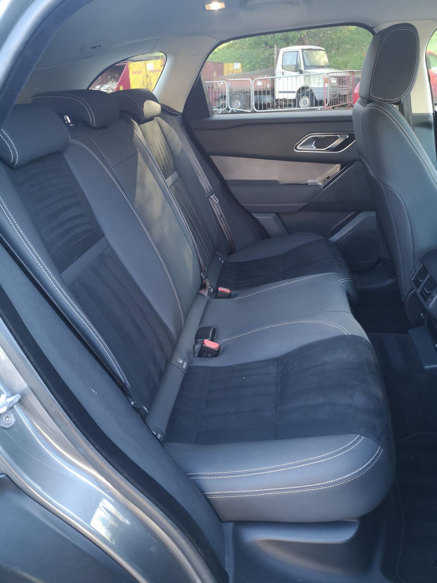 Used Land Rover Range Rover Velar 2018 for sale - 76198267: Photo 15