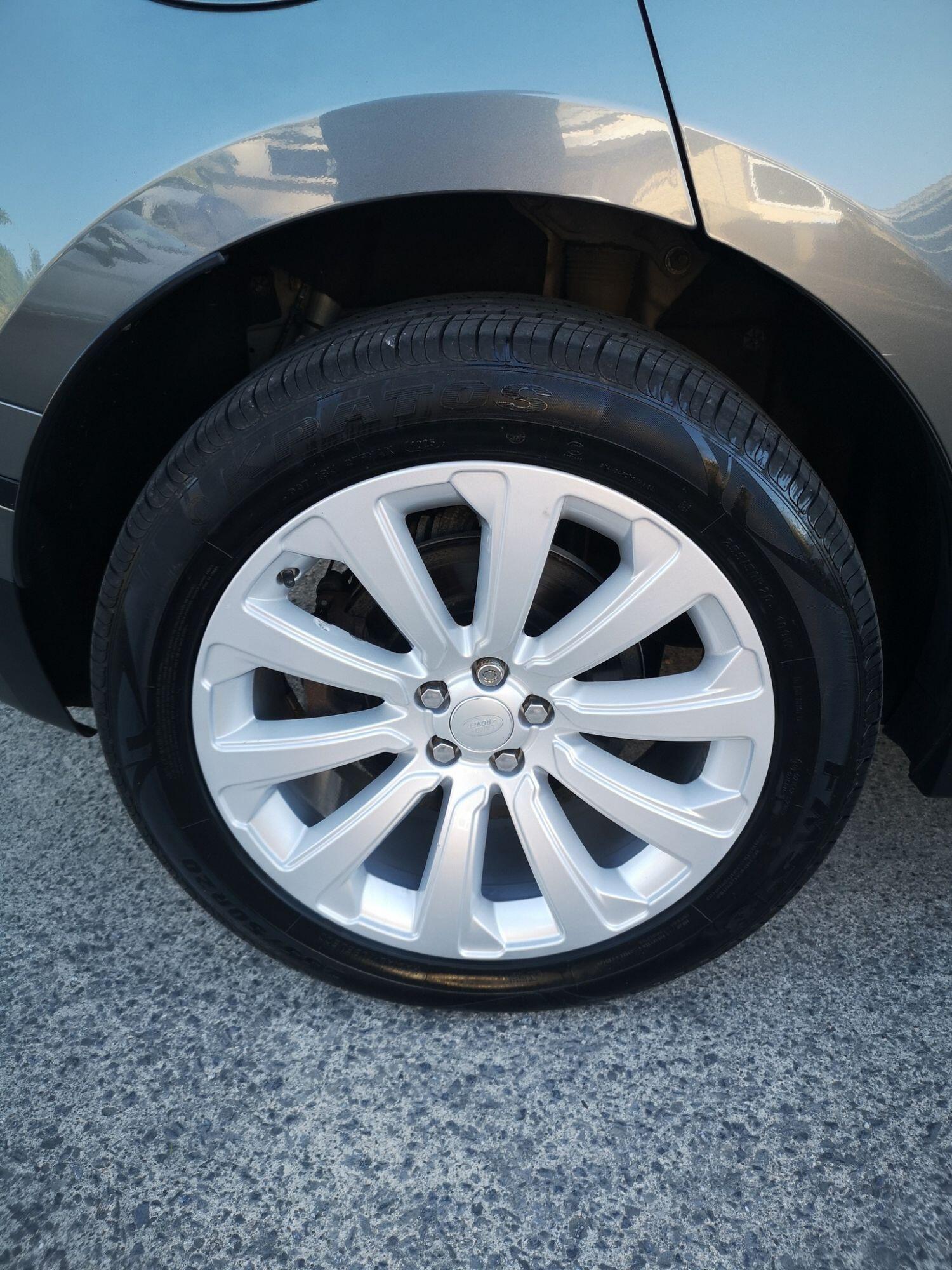 Used Land Rover Range Rover Velar 2018 for sale - 76198267: Photo 9