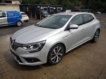 Used Renault Megane 2019 for sale - 75277840: Photo