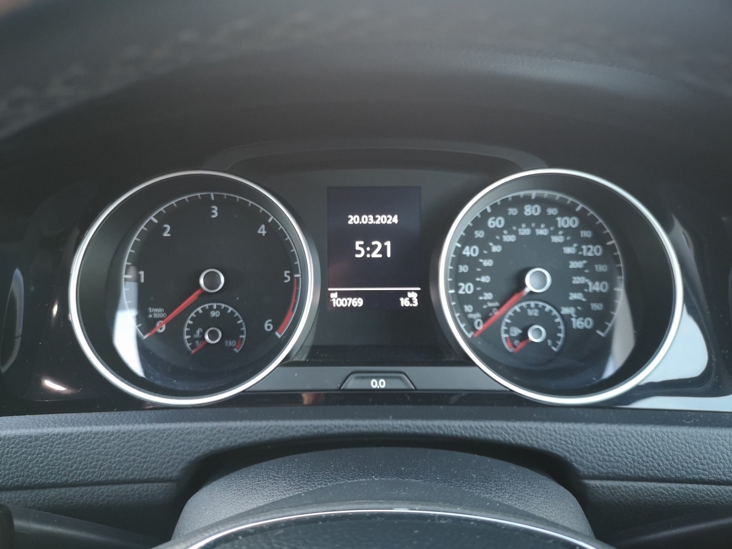 Used Volkswagen Golf 2017 for sale - 76896943: Photo 13