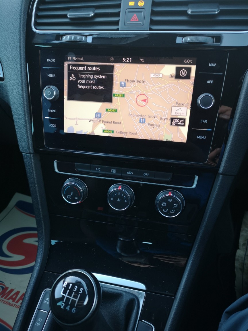 Used Volkswagen Golf 2017 for sale - 76896943: Photo 14