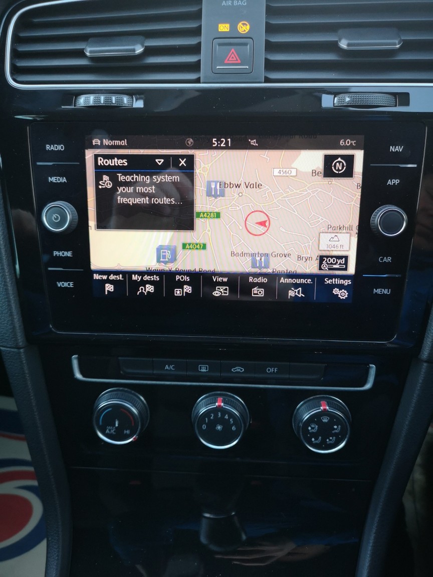 Used Volkswagen Golf 2017 for sale - 76896943: Photo 18