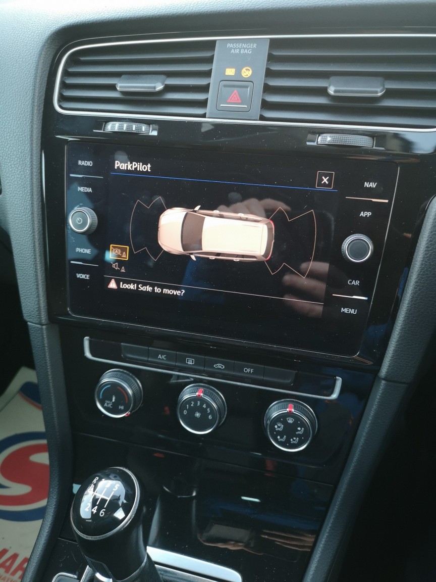 Used Volkswagen Golf 2017 for sale - 76896943: Photo 20