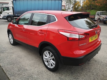 Used Nissan Qashqai 2017 for sale - 76281361: Photo 4