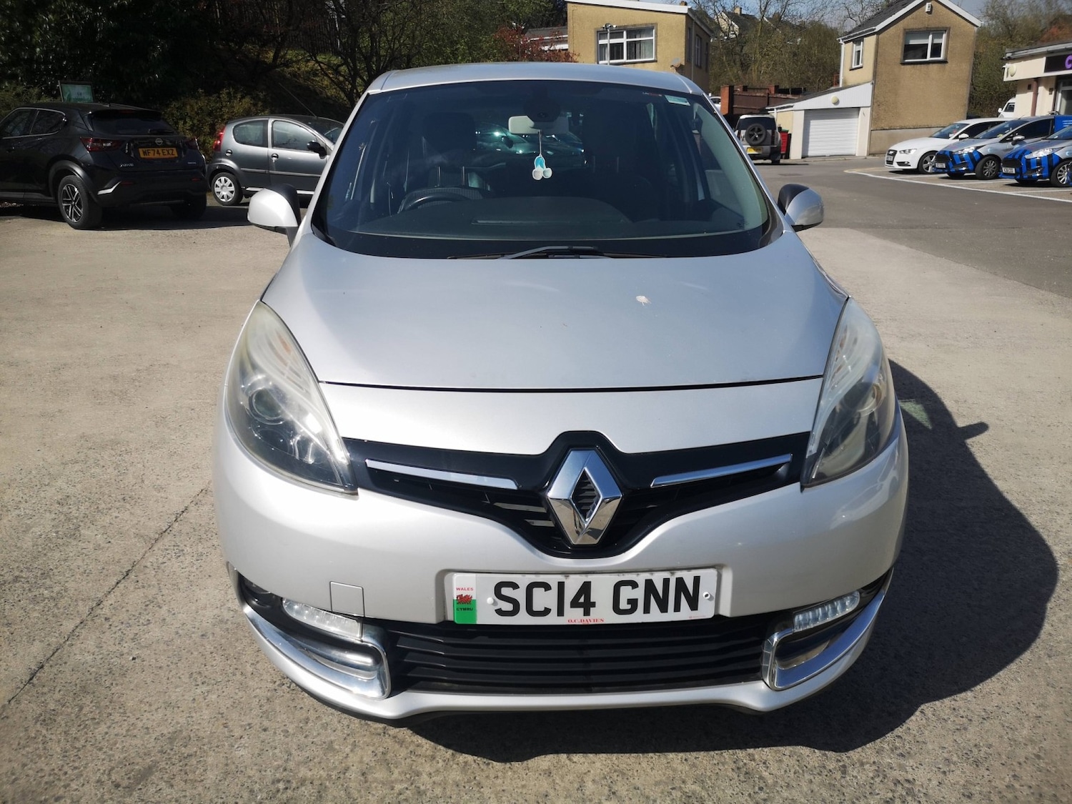 Used Renault Scenic 2014 for sale - 78176129: Photo 2