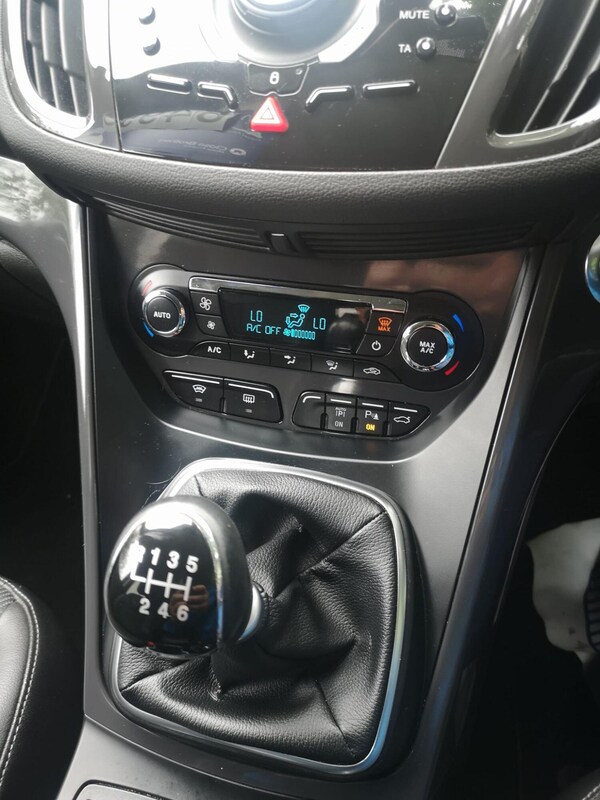 Used Ford Kuga 2015 for sale - 71866209: Photo 19