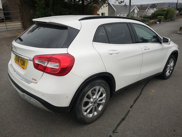 Used Mercedes-Benz GLA 2018 for sale - 76281451: Photo 4