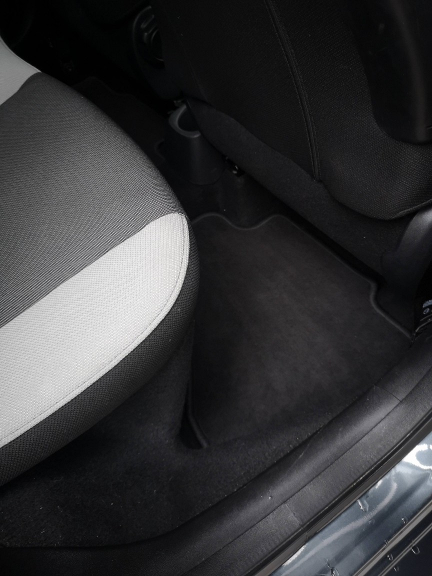 Used Toyota AYGO 2017 for sale - 77610048: Photo 8