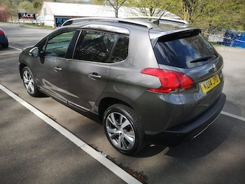 Used Peugeot 2008 2014 for sale - 77464945: Photo