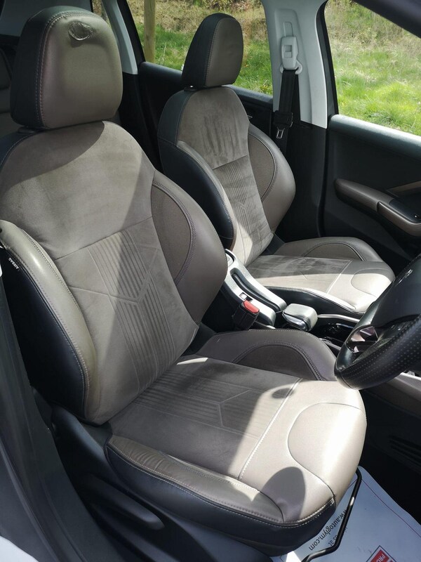 Used Peugeot 2008 2014 for sale - 71060285: Photo 11