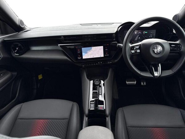 Used Alfa Romeo Junior 2024 for sale - 74974884: Photo 10